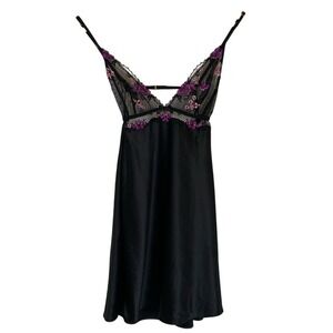 Victoria Secret Womens‎ Black Purple Lace Embroidery Slip Size XS Feminine Girly